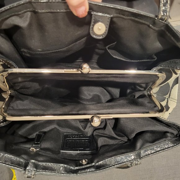 Coach Handbag - Picture 8 of 8